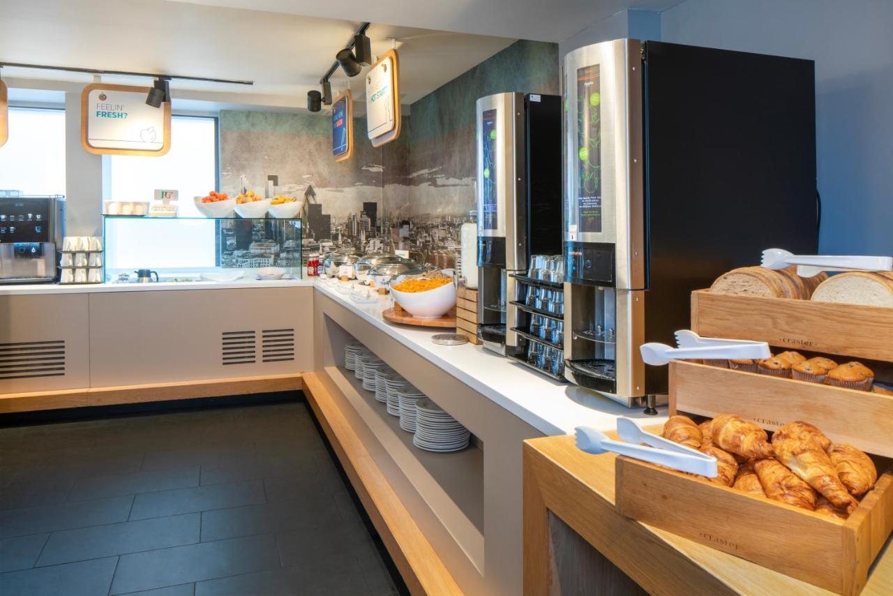 Chambre Double avec Petit-Déjeuner Chaud Gratuit - Accessible aux Personnes à Mobilité Réduite
